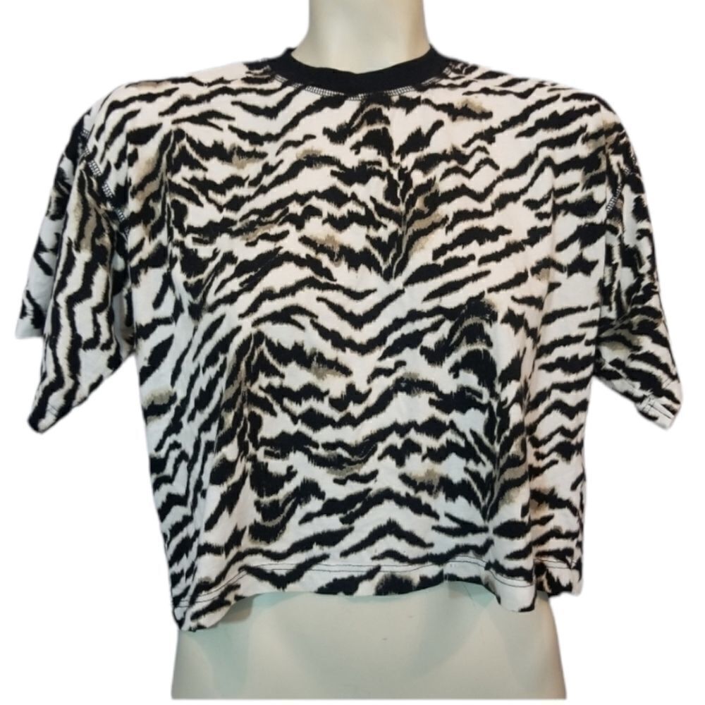 Topshop Zebra Print Cropped‎ Baby Tee Size US 0-2